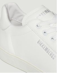 Men's Recoba Lace Up Sneakers in Off White Size 40