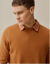 Ernest Classic Crew in Caramel X Large