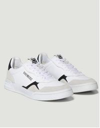 Men's Shaq Lace Up Sneakers in White with Black Size 41