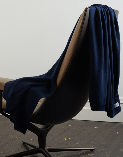 ROBINSON MAN | Aro'a Knitted Travel Blanket | Navy